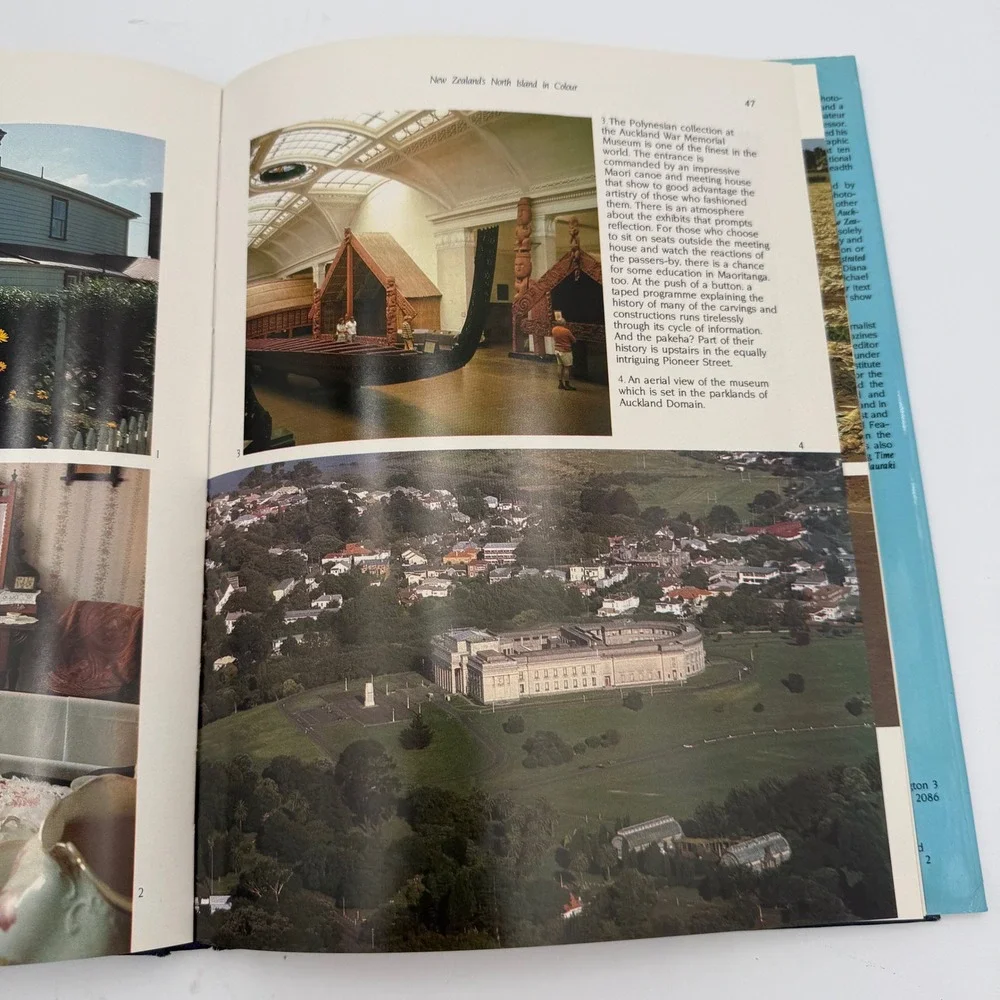 New Zealand's North Island in Colour 1982 First Edition Martin Barriball Book